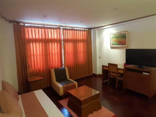 Dusit Hotel