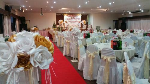 Dusit Hotel