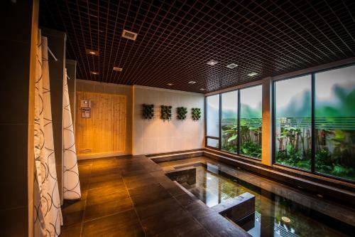 Hotel Burgundy Residence 304