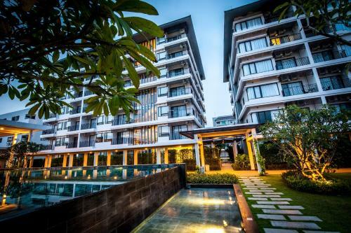 Hotel Burgundy Residence 304