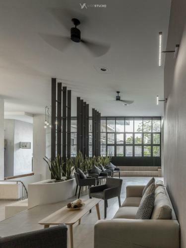 Hotel Carnation Residence
