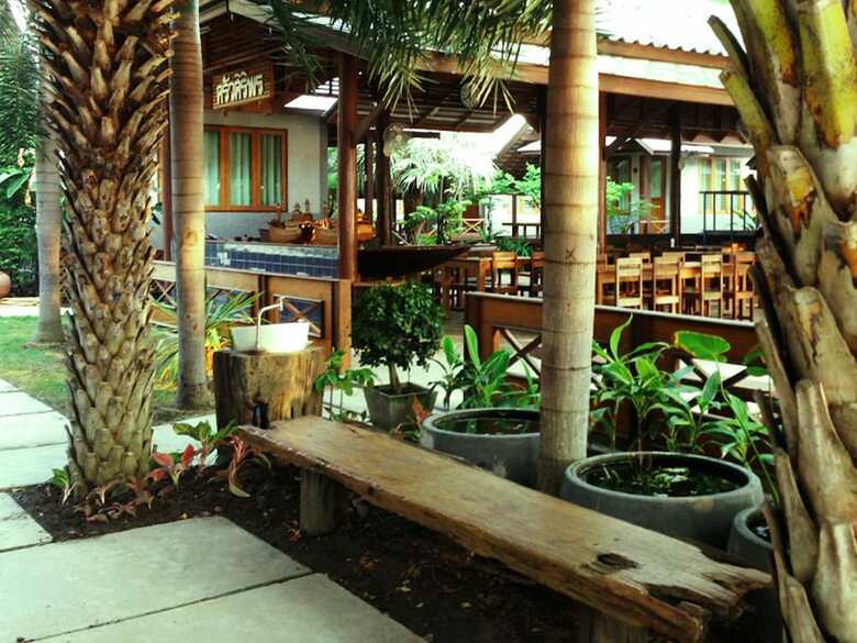 Hotel Baan Siriporn Resort