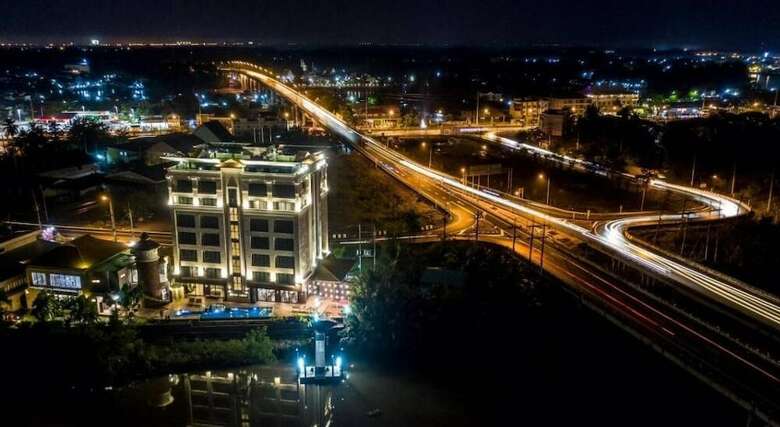 Coco View Hotel