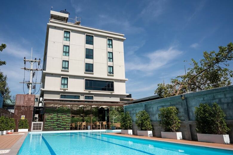 Glai Gan Place Hotel