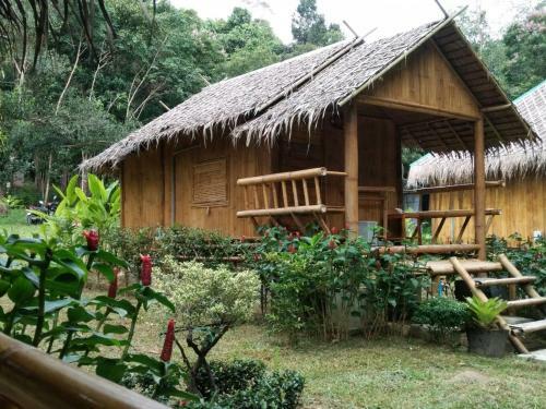 Hotel Baan Kon Kan Resort