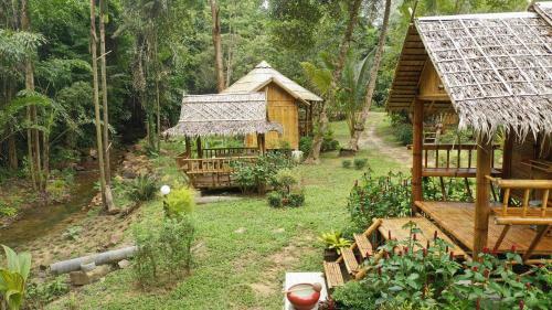 Hotel Baan Kon Kan Resort