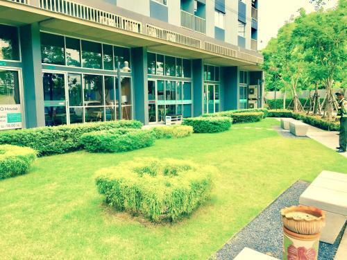 Apartamento The Point Condo By Panisara