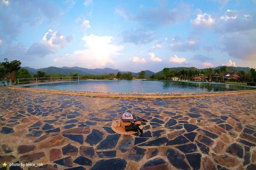 Hotel Tanaosri & Creekside Resort
