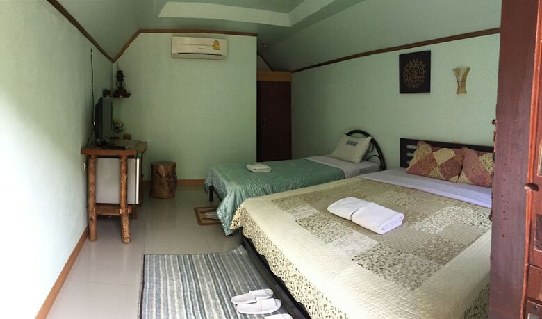 Hotel Khun Mai Baan Suan Resort