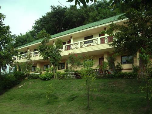 Hotel ?baan Ing Khao Resort