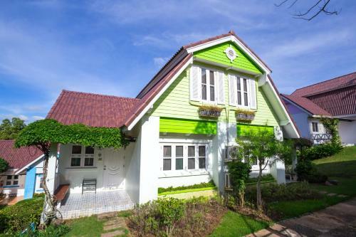 Hotel Phukaew & Adventure Park Resort