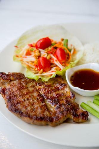 Hotel Phukaew & Adventure Park Resort