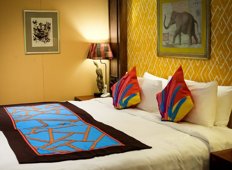 Hotel Ndol Streamside Thai Villas