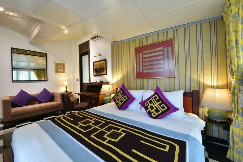 Hotel Ndol Streamside Thai Villas