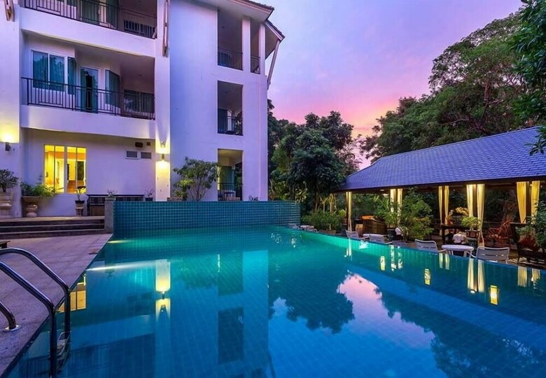 Hotel Ndol Streamside Thai Villas