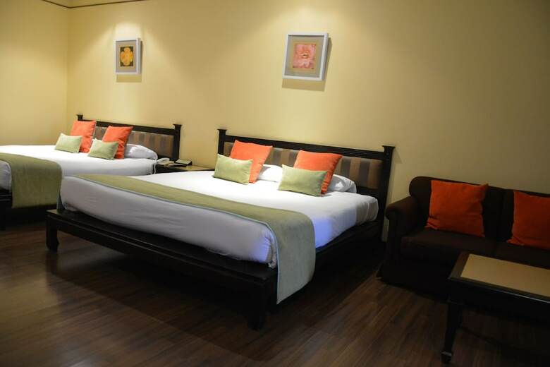Hotel Sir James Resort