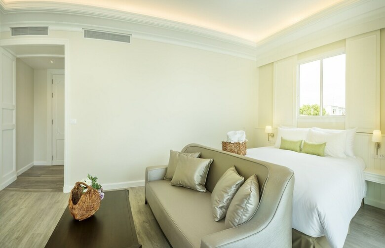 Hotel Siam Tharadol