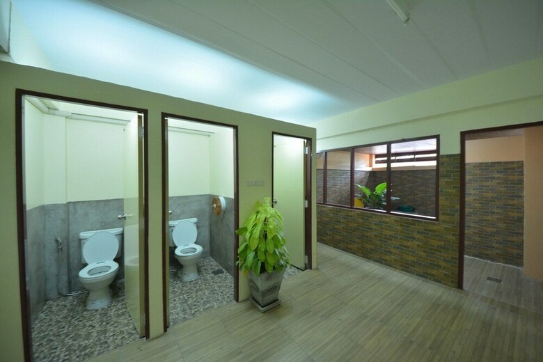 Phangan Barsay Hostel