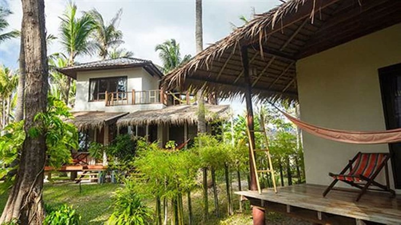 Hotel Baan Manali Resort