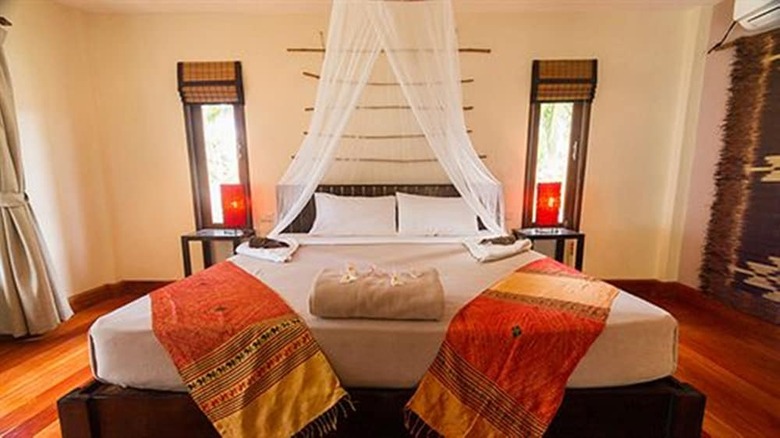 Hotel Baan Manali Resort