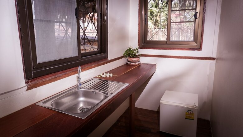 Hotel Baan Manali Resort