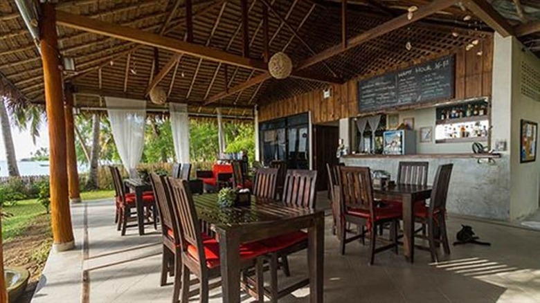 Hotel Baan Manali Resort