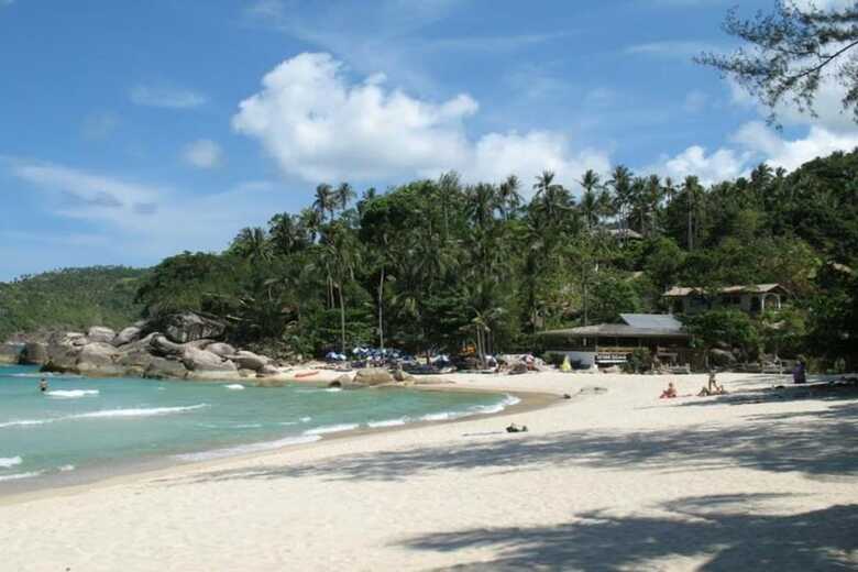 Hotel Phuwadee Resort & Spa