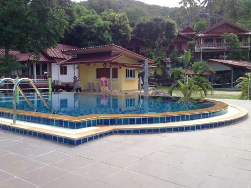 Hotel J.b.hut Bungalows