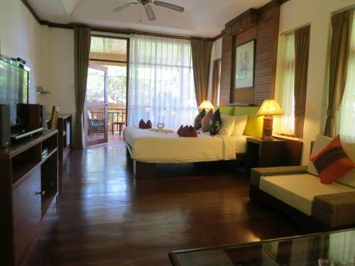 Hotel Green Papaya Resort
