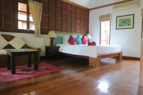 Hotel Green Papaya Resort