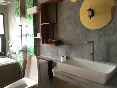 Hotel Green Papaya Resort
