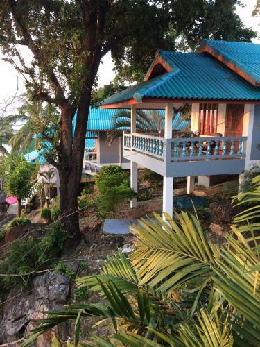 Hotel Dragon Hut Resort
