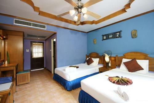 Hotel Salad Beach Resort