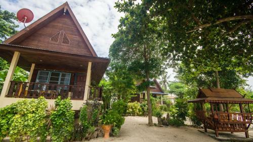 Hotel Tropicana Resort