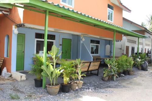 Albergue Phangan Guest House