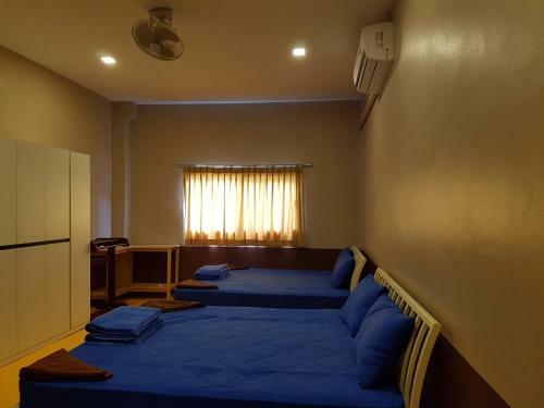 Treechart Hostel
