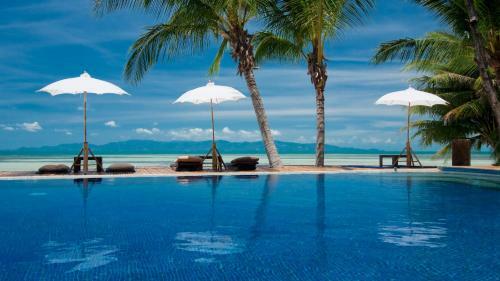 Hotel B52 Beach Resort