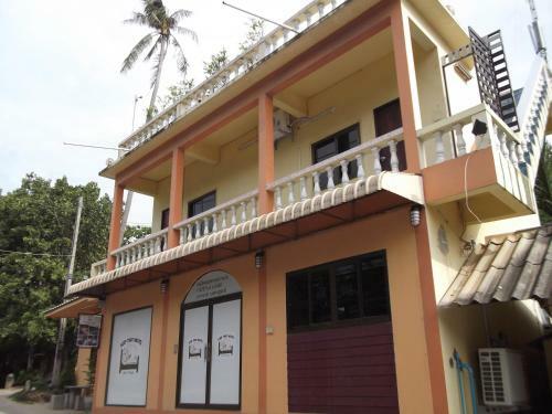 Sleep Tight Hostel At Koh Phangan