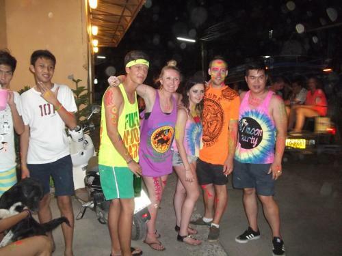 Sleep Tight Hostel At Koh Phangan