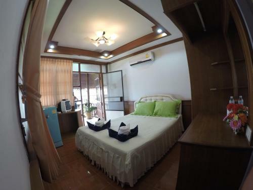 Hostal Tanyaporn House