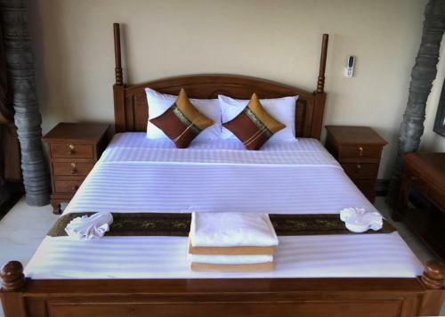 Blue Hill Beach Resort By Le Palais Hotel