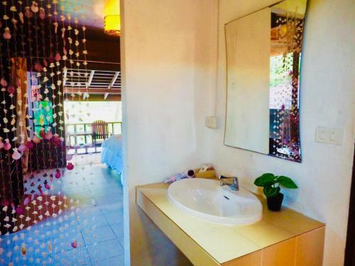 Hostal Sonic Hill Resort