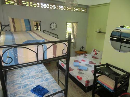 Hostal Same Same Guesthouse, Bar & Restaurant