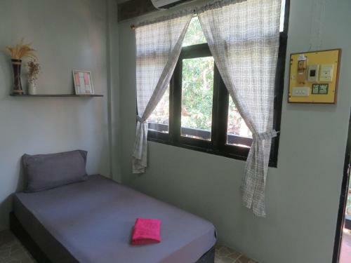 Hostal Same Same Guesthouse, Bar & Restaurant