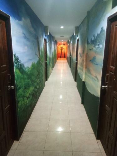 Wild & Wandering Backpacker Hostel & Bar