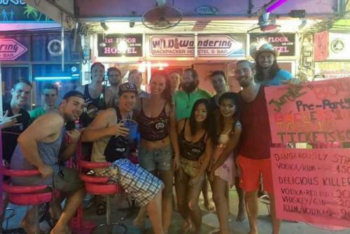 Wild & Wandering Backpacker Hostel & Bar