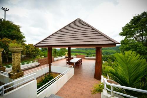 Hotel Baan Phuluang