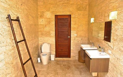 Diamond Villa