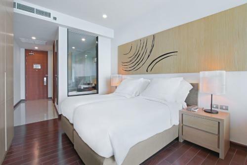Hotel White Sand Beach Residences Pattaya