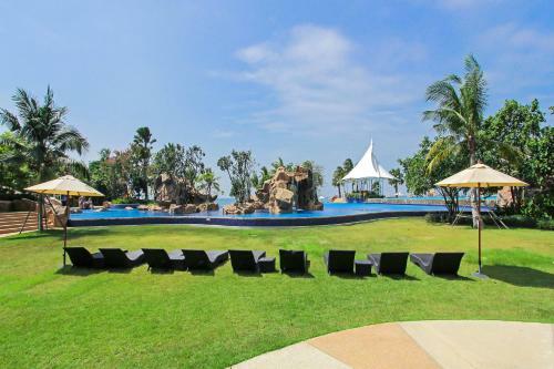 Hotel White Sand Beach Residences Pattaya